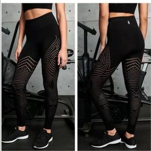 Free people movement mandala seamless leggings